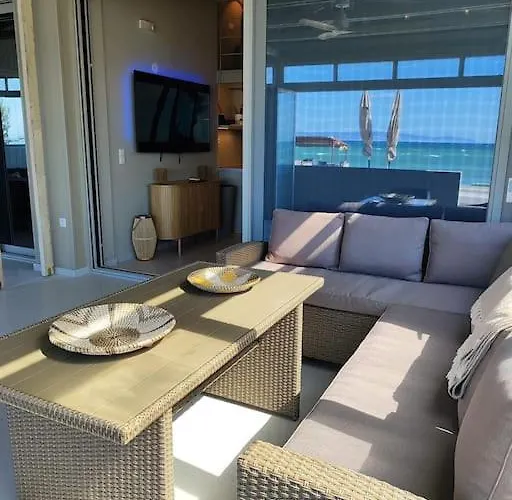 Bellaqua Seaview Loft *