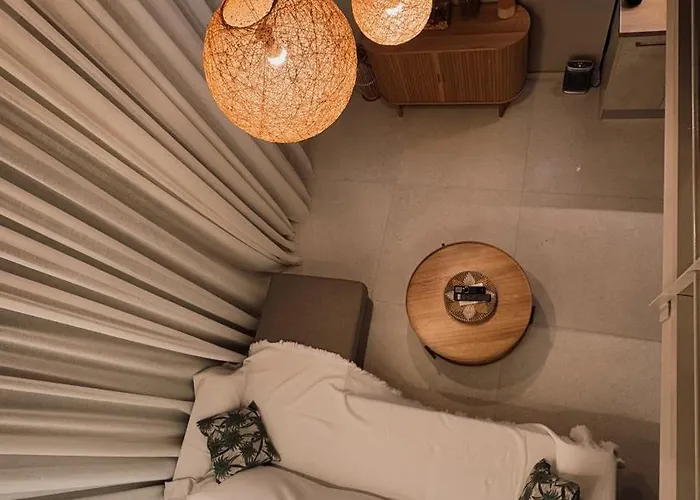 Bellaqua Seaview Loft *