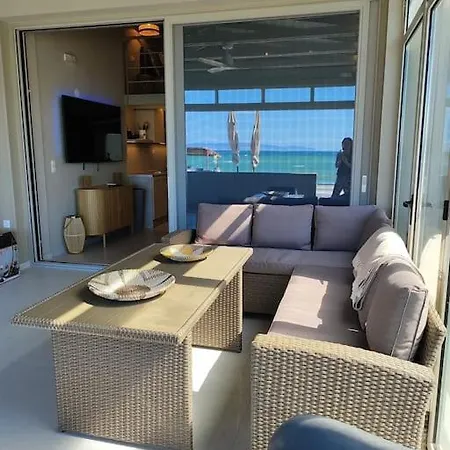 アパート Bellaqua Seaview Loft