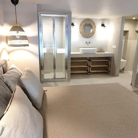 Bellaqua Seaview Loft アパート ネオイ・エピヴァタイ