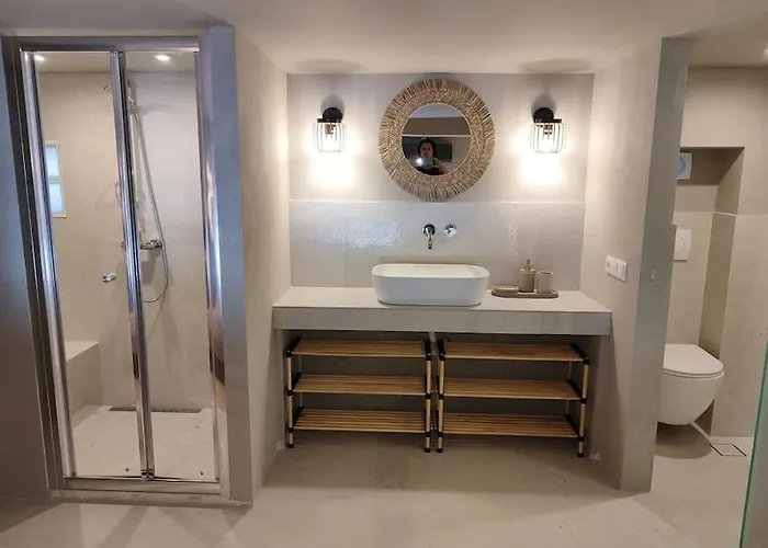 Bellaqua Seaview Loft