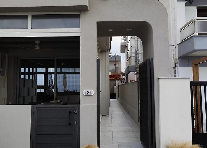 Apartment Bellaqua Seaview Loft Néoi Epivátai